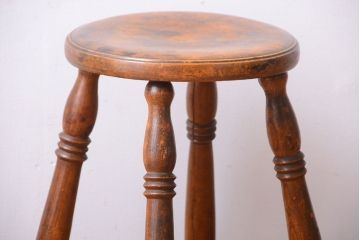 アンティーク家具　アンティーク　古い木のおしゃれでシャビーな丸スツール(1)