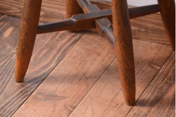 アンティーク家具　アンティーク　古い木のおしゃれでシャビーな丸スツール(1)