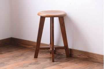 アンティーク家具　アンティーク　古い木のおしゃれでシャビーな丸スツール(2)