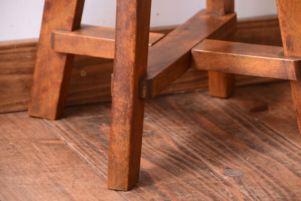 アンティーク家具　アンティーク　古い木のおしゃれでシャビーな丸スツール(2)