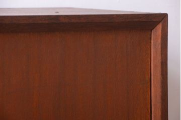 アンティーク家具　和製アンティーク　シンプルな脚付き収納棚(下駄箱)