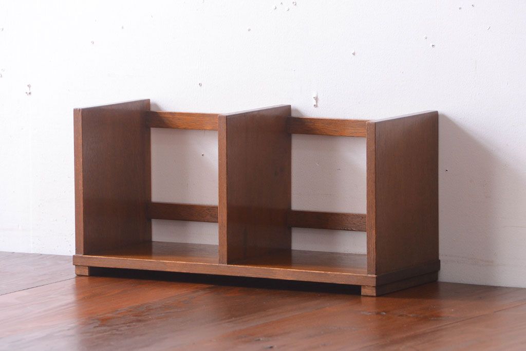 アンティーク雑貨　昭和レトロ　古い木のシンプルなアンティーク本立て