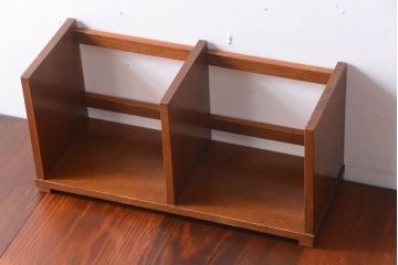 アンティーク雑貨　昭和レトロ　古い木のシンプルなアンティーク本立て