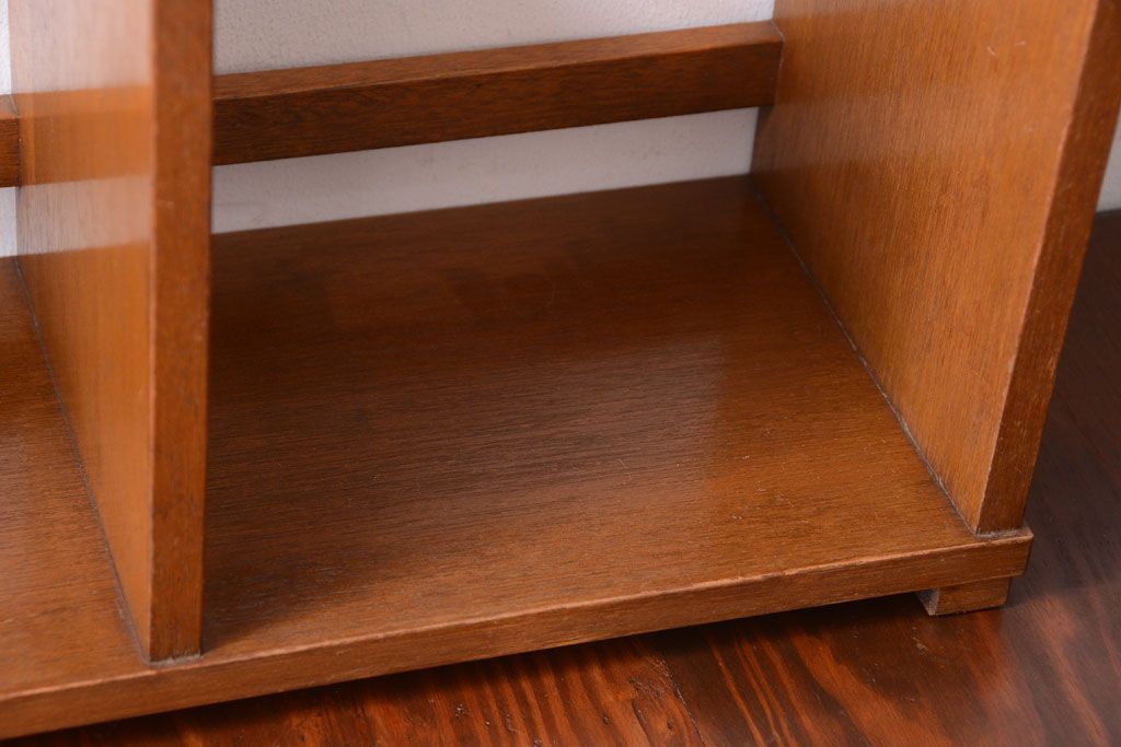 アンティーク雑貨　昭和レトロ　古い木のシンプルなアンティーク本立て