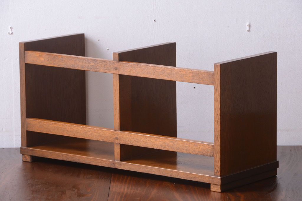 アンティーク雑貨　昭和レトロ　古い木のシンプルなアンティーク本立て