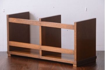 アンティーク雑貨　昭和レトロ　古い木のシンプルなアンティーク本立て