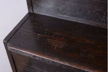 アンティーク家具　古民具・骨董　明治期　古い木の味わい深い薄型重ね階段箪笥
