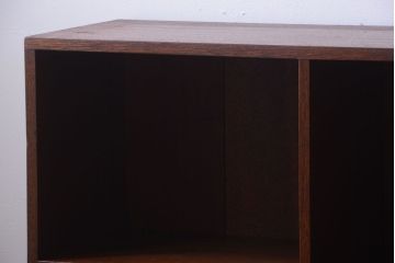 レトロ家具　昭和レトロ　大きな横型アンティークマス目棚(収納棚、飾り棚)