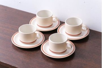 イギリスビンテージ HORNSEA(ホーンジー)　Golden Jubilee(ゴールデンジュビリー)シリーズ カップ&ソーサー4客セット