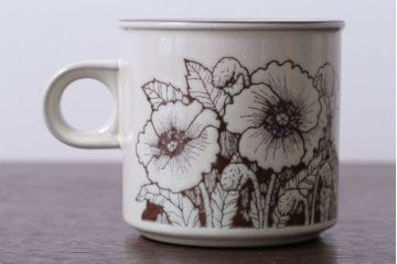 アンティーク雑貨　イギリスビンテージ　HORNSEA(ホーンジー)　Cornrose(コーンローズ)シリーズ　マグカップ3つセット