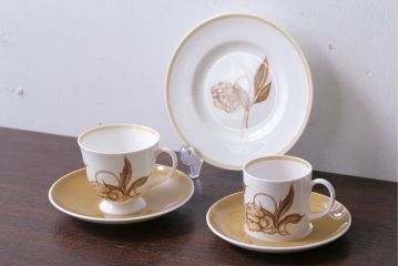 イギリスビンテージ　Susie Cooper(スージークーパー)　SOLERA(ソレラ)シリーズ　カップ&ソーサー2客とお皿のセット