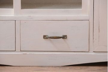 アンティーク家具　アンティークペイント　気泡ガラス入り!小振りな収納棚(下駄箱)