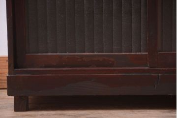 アンティーク家具　和製アンティーク　銀モールガラス入り!古い木製の引き戸収納棚(下駄箱)