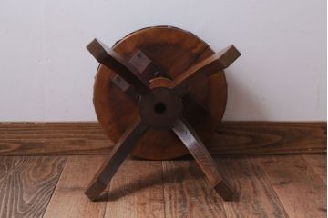 レトロ家具　和製アンティーク　古い木製のレトロな回転スツール