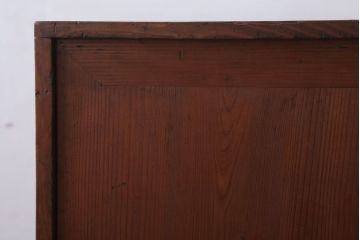 アンティーク家具　和製アンティーク　古い木の小ぶりな収納棚