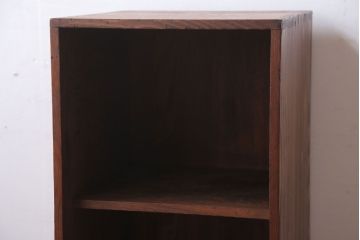 アンティーク家具　和製アンティーク　古い木の小ぶりな収納棚