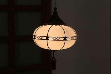 和製アンティーク　飾り房付き　銅巻　モダンな電笠