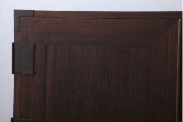 アンティーク家具　和製アンティーク　衣装盆付き!銅金具が上品な古い桐材製観音箪笥(桐箪笥、桐たんす)