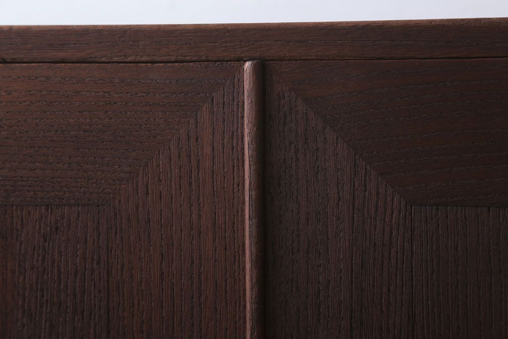 アンティーク家具　和製アンティーク　衣装盆付き!銅金具が上品な古い桐材製観音箪笥(桐箪笥、桐たんす)