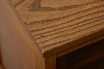 レトロ家具　昭和レトロ　古い木製の脚付き収納棚(2)