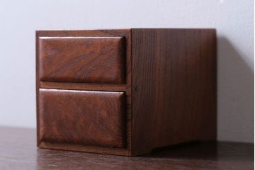 アンティーク家具　アンティーク　総欅材!とても小さな小引き出し