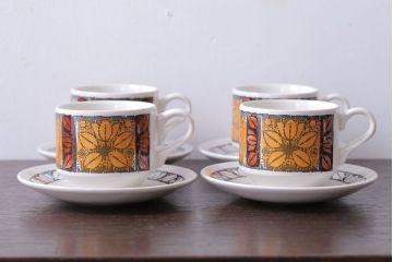 イギリスビンテージ　BROADHURST(ブロードハースト)　TASHKENT(タシュケント)シリーズ　カップ&ソーサー4客