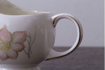 イギリスビンテージ　Susie Cooper(スージークーパー)　DAY LILYシリーズ　カップ&ソーサー、皿など11点セット