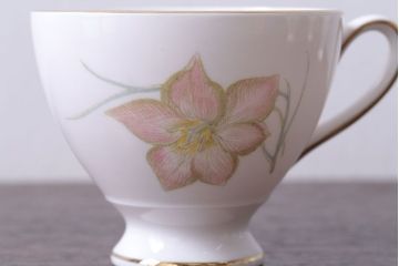 イギリスビンテージ　Susie Cooper(スージークーパー)　DAY LILYシリーズ　カップ&ソーサー、皿など11点セット