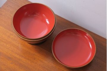 古民具・骨董　明治　総欅漆塗り行器(家紋・漆器・太平)(1)