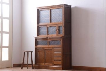 アンティーク家具　和製アンティーク　ダイヤガラス入り!古い木製の重ね食器棚(カップボード)