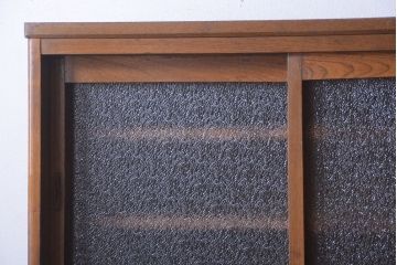 アンティーク家具　和製アンティーク　ダイヤガラス入り!古い木製の重ね食器棚(カップボード)