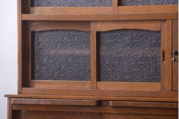 アンティーク家具　和製アンティーク　ダイヤガラス入り!古い木製の重ね食器棚(カップボード)