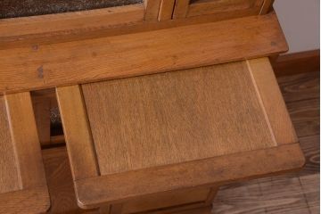 アンティーク家具　和製アンティーク　ダイヤガラス入り!古い木製の重ね食器棚(カップボード)