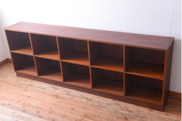 レトロ家具　昭和レトロ　大きな横型アンティークマス目棚(2)