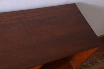 レトロ家具　昭和レトロ　大きな横型アンティークマス目棚(2)