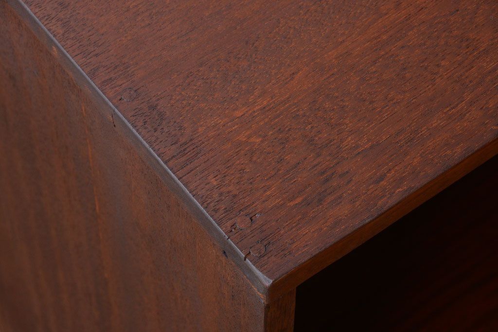 レトロ家具　昭和レトロ　大きな横型アンティークマス目棚(2)