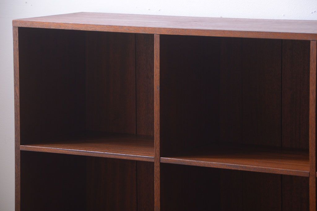 レトロ家具　昭和レトロ　大きな横型アンティークマス目棚(2)