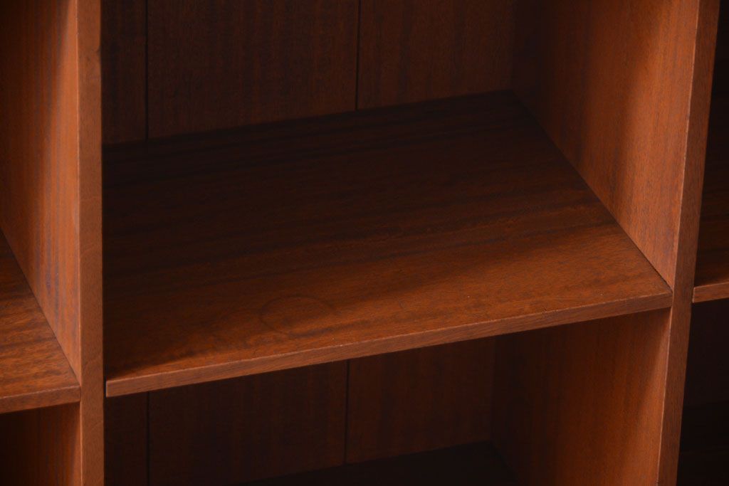 レトロ家具　昭和レトロ　大きな横型アンティークマス目棚(2)