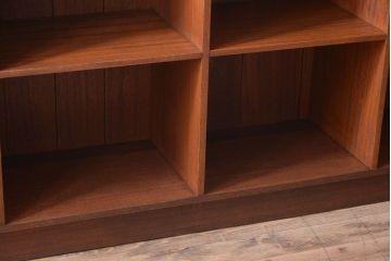 レトロ家具　昭和レトロ　大きな横型アンティークマス目棚(2)