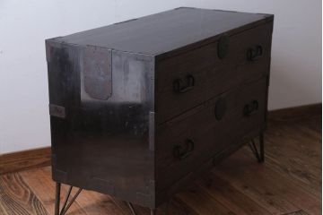 アンティーク家具　和製アンティーク　鉄脚付き!シンプルな古い木の時代箪笥ローボード(ローチェスト、引き出し、テレビボード)(1)