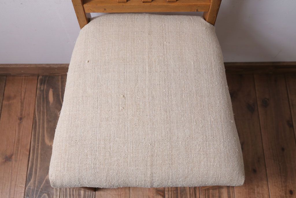 アンティーク家具　和製アンティーク　アンティークリネン座面のシンプルなダイニングチェア(2)