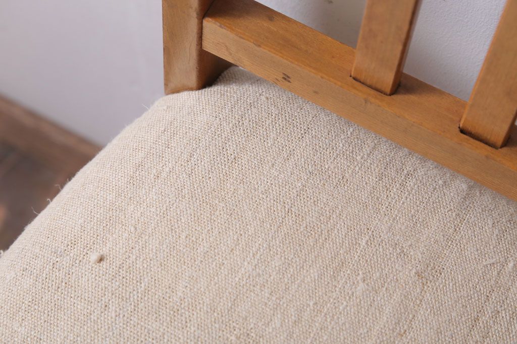 アンティーク家具　和製アンティーク　アンティークリネン座面のシンプルなダイニングチェア(2)