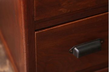 アンティーク家具　 和製アンティーク　シンプルな衣装箪笥ローボード