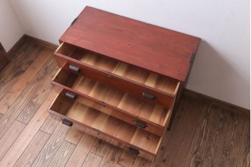 アンティーク家具　和製アンティーク　鉄脚付き!シンプルな衣装箪笥ローボード