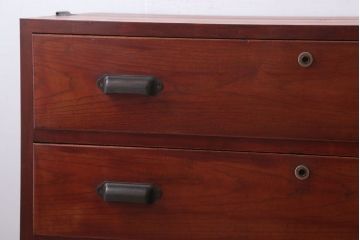 アンティーク家具　和製アンティーク　鉄脚付き!シンプルな衣装箪笥ローボード