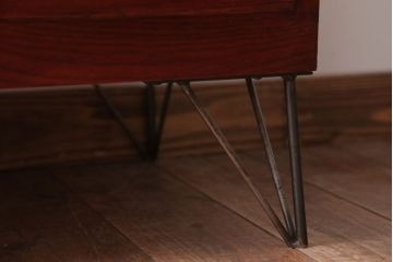 アンティーク家具　和製アンティーク　鉄脚付き!シンプルな衣装箪笥ローボード