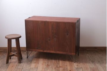 アンティーク家具　和製アンティーク　鉄脚付き!シンプルな衣装箪笥ローボード