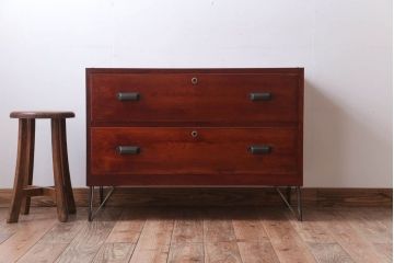 アンティーク家具　和製アンティーク　鉄脚付き!シンプルな衣装箪笥ローボード(2)