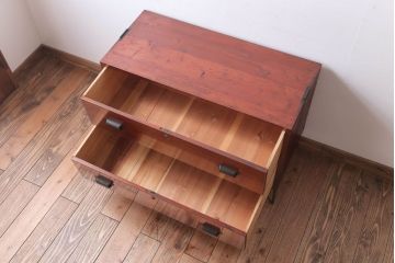 アンティーク家具　和製アンティーク　鉄脚付き!シンプルな衣装箪笥ローボード(2)