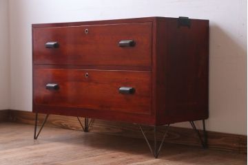 アンティーク家具　和製アンティーク　鉄脚付き!シンプルな衣装箪笥ローボード(2)